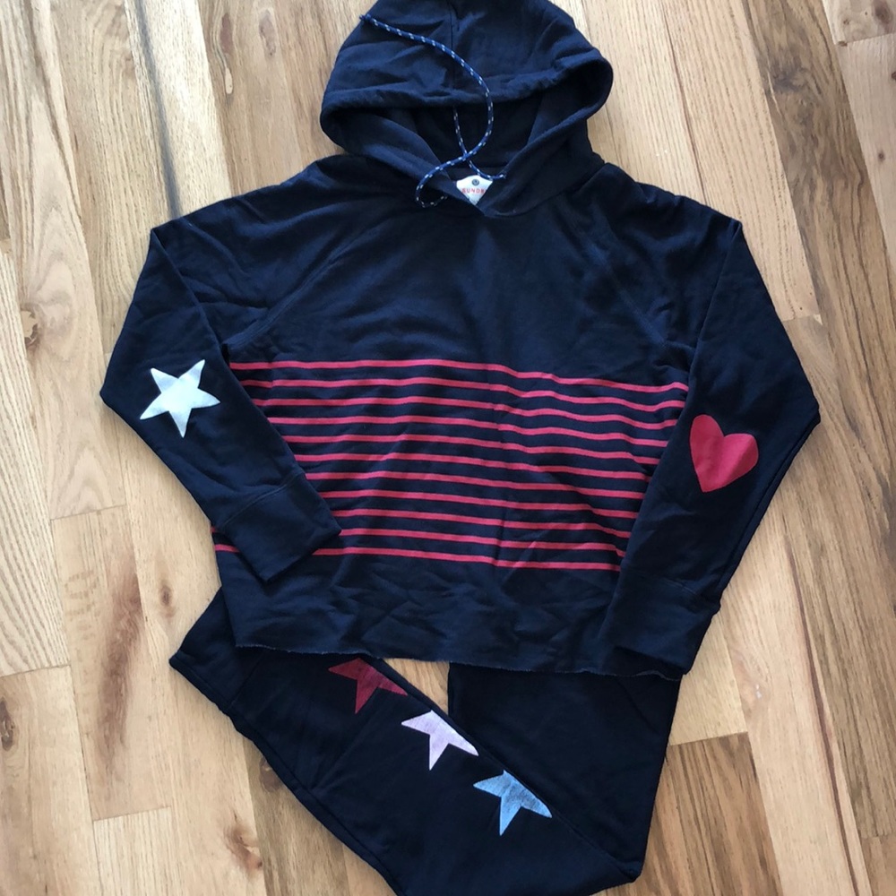 Sundry sweat suit